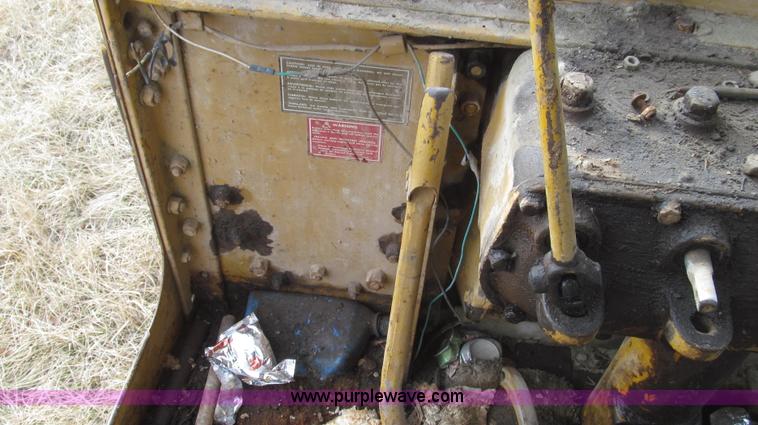 image for item G2221 1960 Caterpillar 112E motor grader