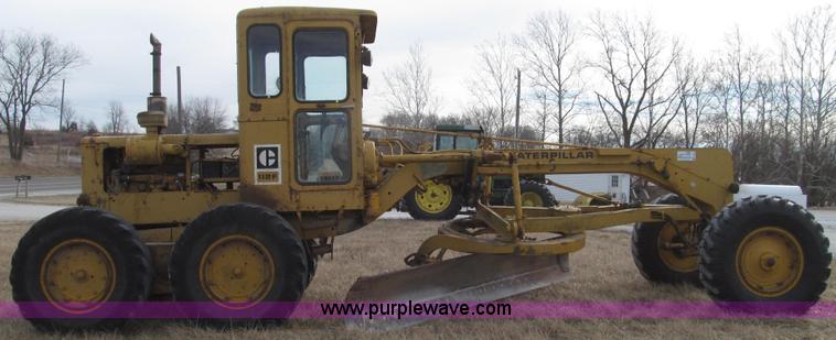 image for item G2222 1973 Caterpillar 112F motor grader