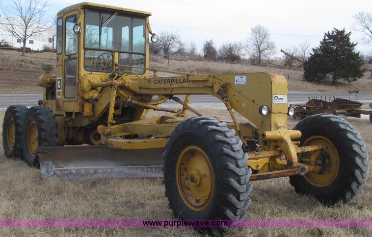 image for item G2222 1973 Caterpillar 112F motor grader