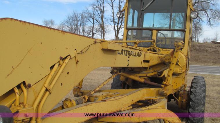 image for item G2222 1973 Caterpillar 112F motor grader