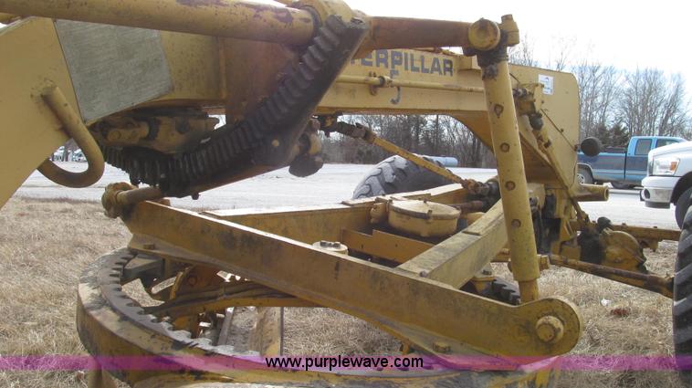 image for item G2222 1973 Caterpillar 112F motor grader