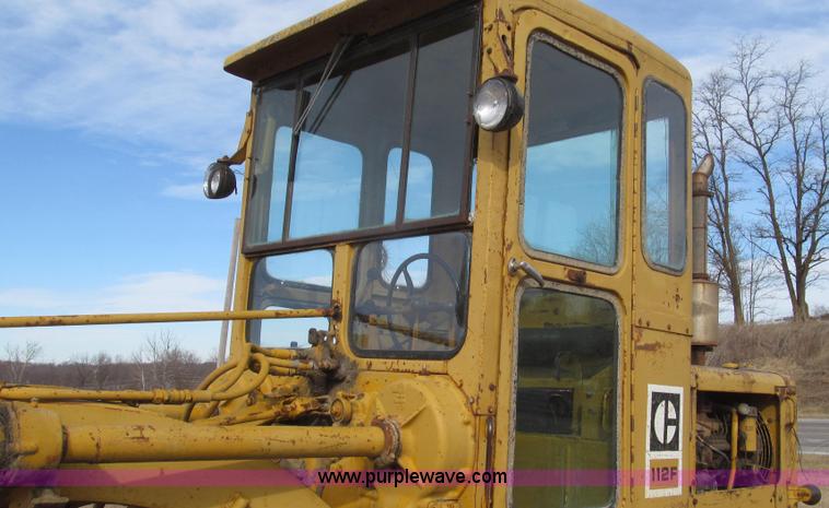 image for item G2222 1973 Caterpillar 112F motor grader