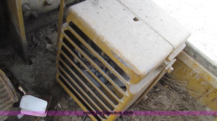 image for item G2222 1973 Caterpillar 112F motor grader