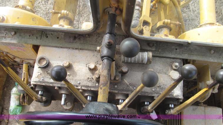 image for item G2222 1973 Caterpillar 112F motor grader