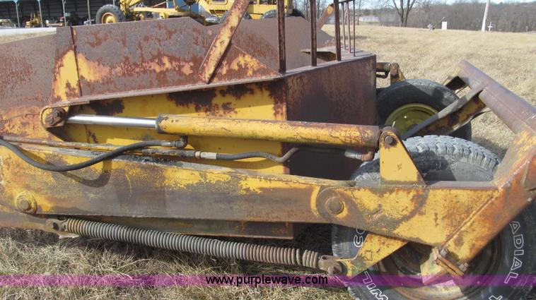 image for item G2223 Reynolds pull type tandem scrapers