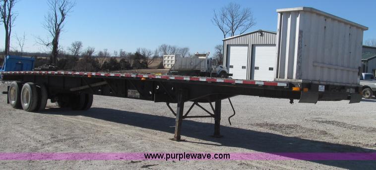 image for item G2237 1996 Transcraft TL2000 Super Beam flatbed trailer