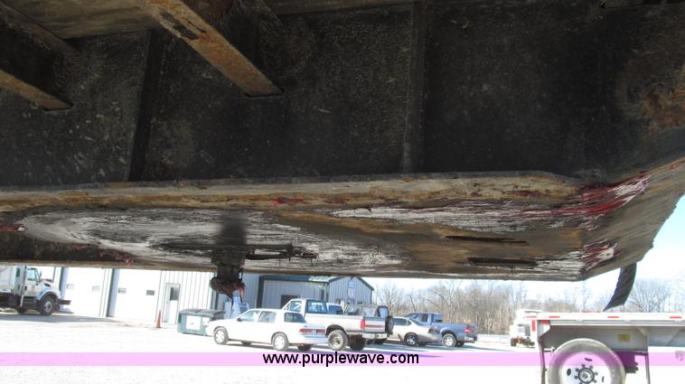 image for item G2237 1996 Transcraft TL2000 Super Beam flatbed trailer