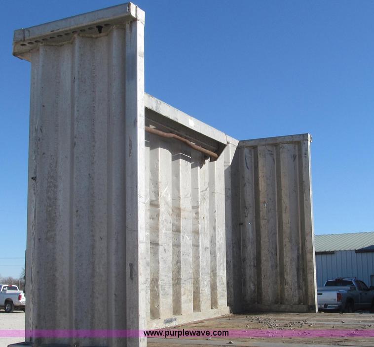 image for item G2237 1996 Transcraft TL2000 Super Beam flatbed trailer