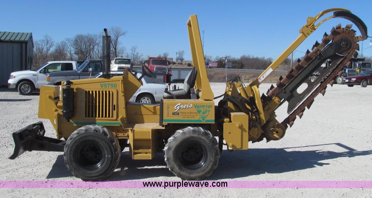 image for item G2240 1999 Vermeer V5750 trencher
