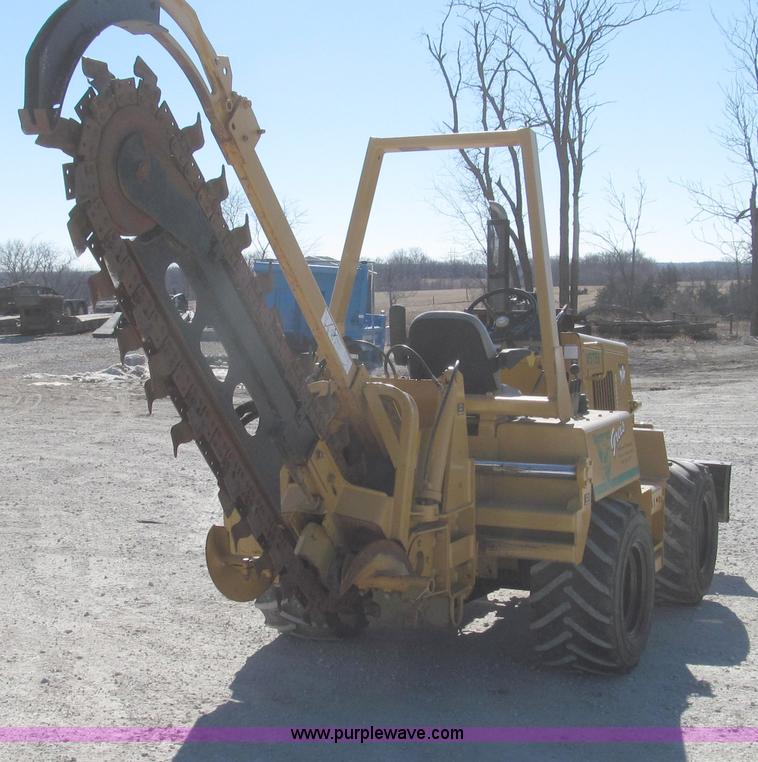 image for item G2240 1999 Vermeer V5750 trencher