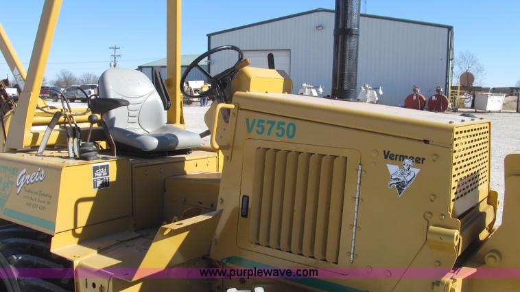 image for item G2240 1999 Vermeer V5750 trencher