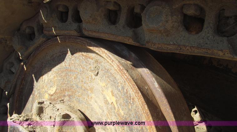 image for item G2241 1972 Caterpillar D7F dozer