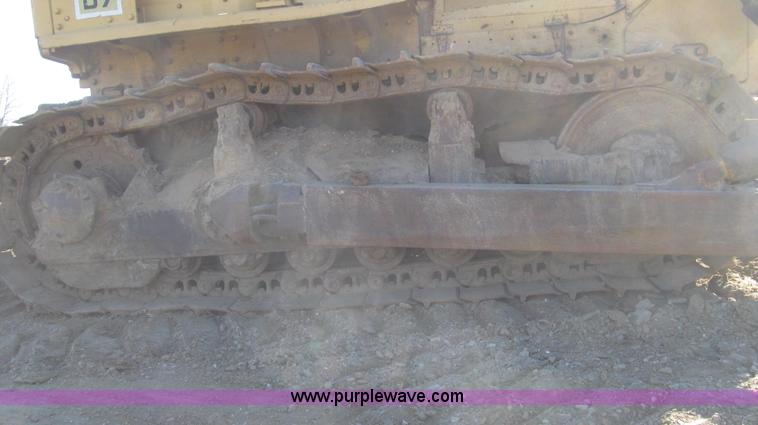 image for item G2241 1972 Caterpillar D7F dozer