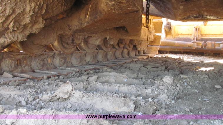 image for item G2241 1972 Caterpillar D7F dozer