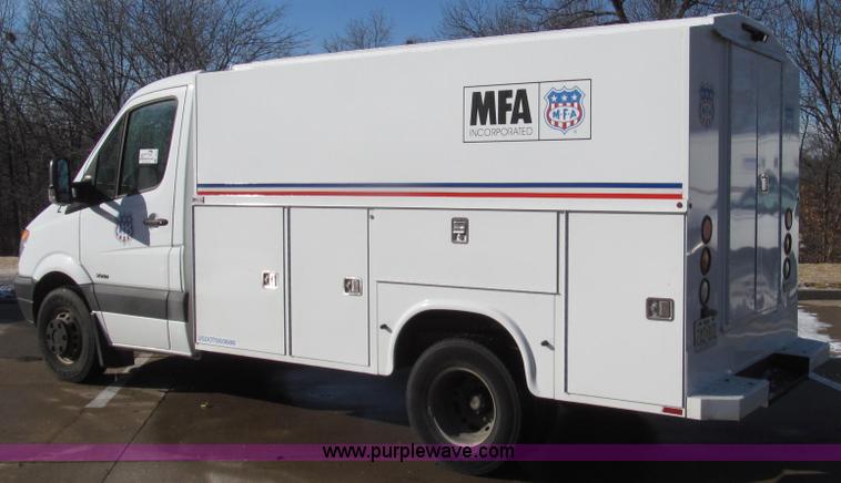 image for item G2255 2007 Freightliner Sprinter 3500 service truck