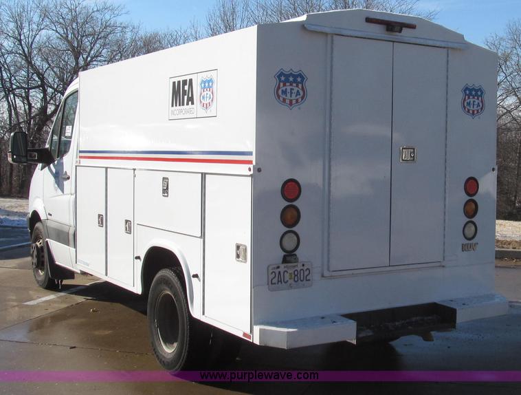 image for item G2255 2007 Freightliner Sprinter 3500 service truck