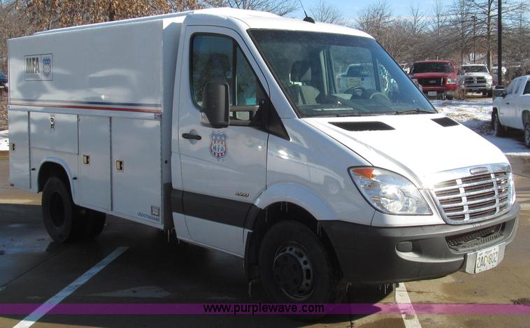 image for item G2255 2007 Freightliner Sprinter 3500 service truck