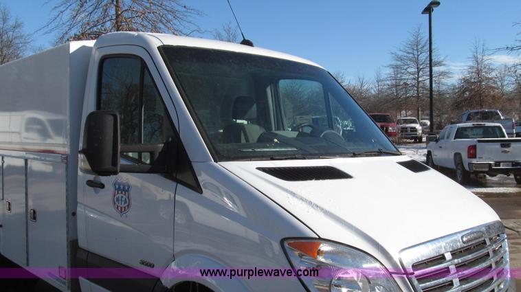 image for item G2255 2007 Freightliner Sprinter 3500 service truck