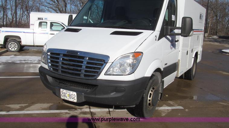 image for item G2255 2007 Freightliner Sprinter 3500 service truck