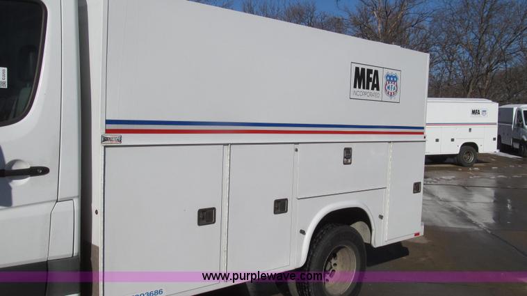 image for item G2255 2007 Freightliner Sprinter 3500 service truck