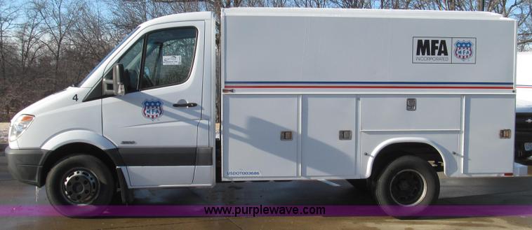 image for item G2256 2007 Freightliner Sprinter 3500 service truck