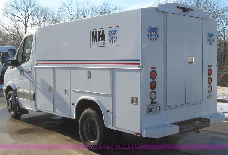 image for item G2256 2007 Freightliner Sprinter 3500 service truck