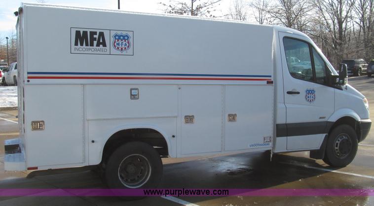 image for item G2256 2007 Freightliner Sprinter 3500 service truck