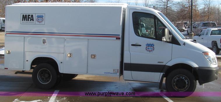 image for item G2256 2007 Freightliner Sprinter 3500 service truck