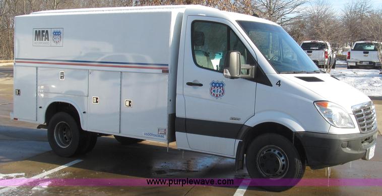 image for item G2256 2007 Freightliner Sprinter 3500 service truck