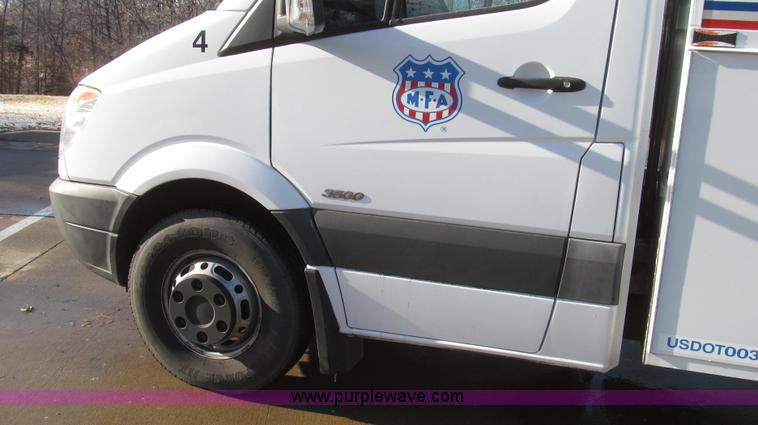 image for item G2256 2007 Freightliner Sprinter 3500 service truck