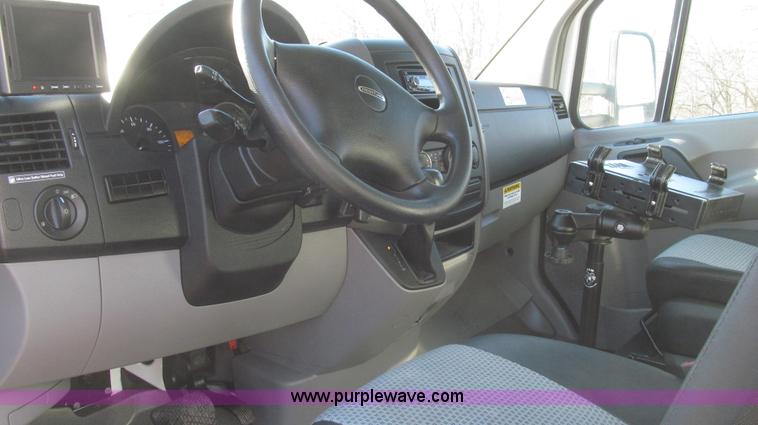 image for item G2256 2007 Freightliner Sprinter 3500 service truck