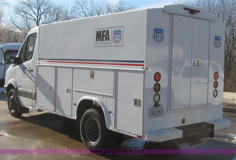 image for item G2257 2007 Freightliner Sprinter 3500 service truck