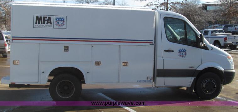 image for item G2257 2007 Freightliner Sprinter 3500 service truck