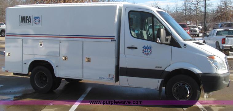 image for item G2257 2007 Freightliner Sprinter 3500 service truck