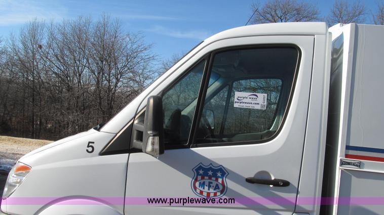 image for item G2257 2007 Freightliner Sprinter 3500 service truck