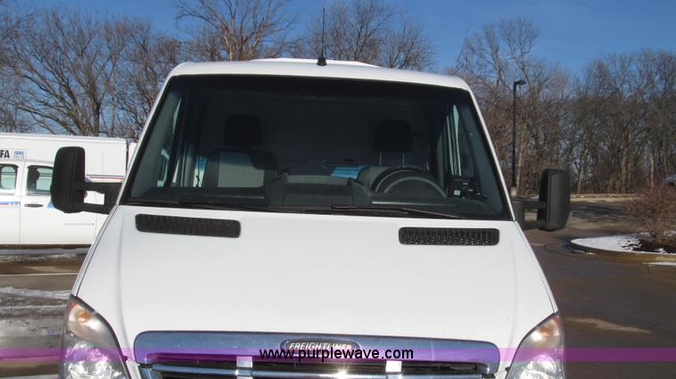 image for item G2257 2007 Freightliner Sprinter 3500 service truck