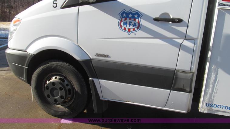 image for item G2257 2007 Freightliner Sprinter 3500 service truck