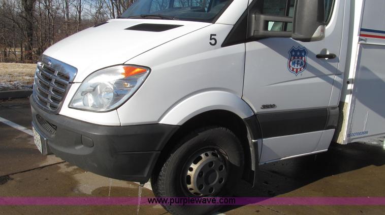 image for item G2257 2007 Freightliner Sprinter 3500 service truck