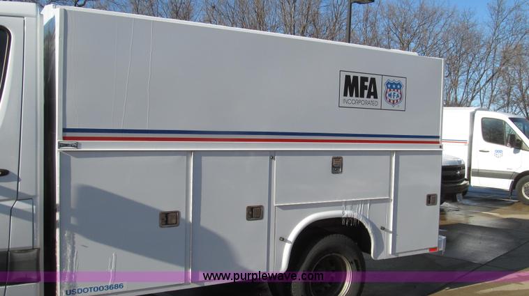 image for item G2257 2007 Freightliner Sprinter 3500 service truck