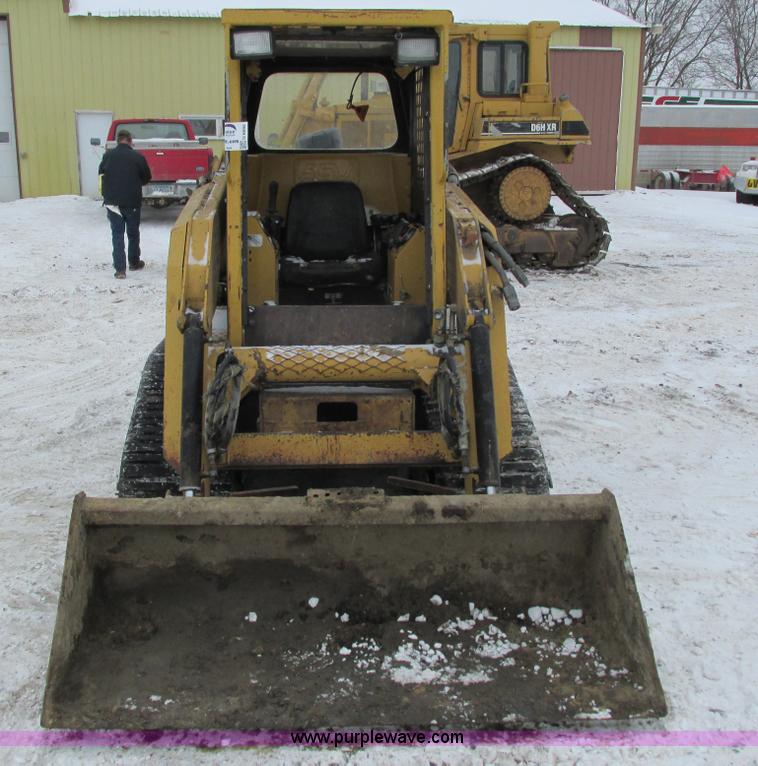 image for item G8892 ASV 4810 posi-track skid steer
