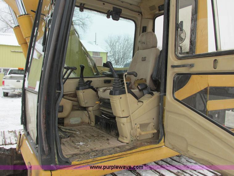 image for item G8893 Caterpillar 312B excavator