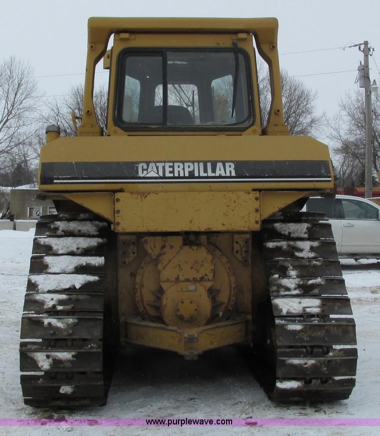 image for item G8894 Caterpillar D6H XR Series II dozer