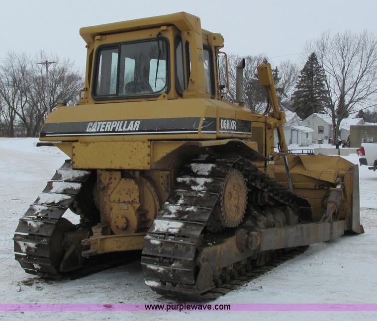 image for item G8894 Caterpillar D6H XR Series II dozer