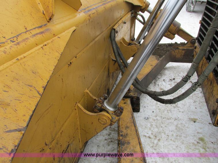 image for item G8894 Caterpillar D6H XR Series II dozer