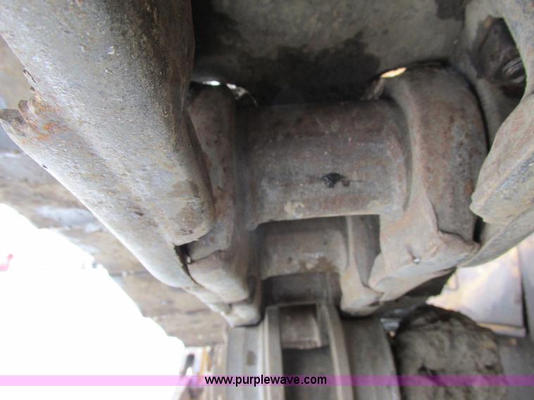 image for item G8894 Caterpillar D6H XR Series II dozer