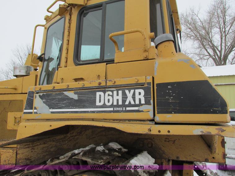 image for item G8894 Caterpillar D6H XR Series II dozer