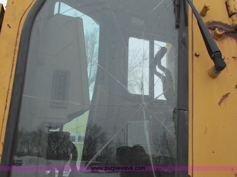 image for item G8894 Caterpillar D6H XR Series II dozer