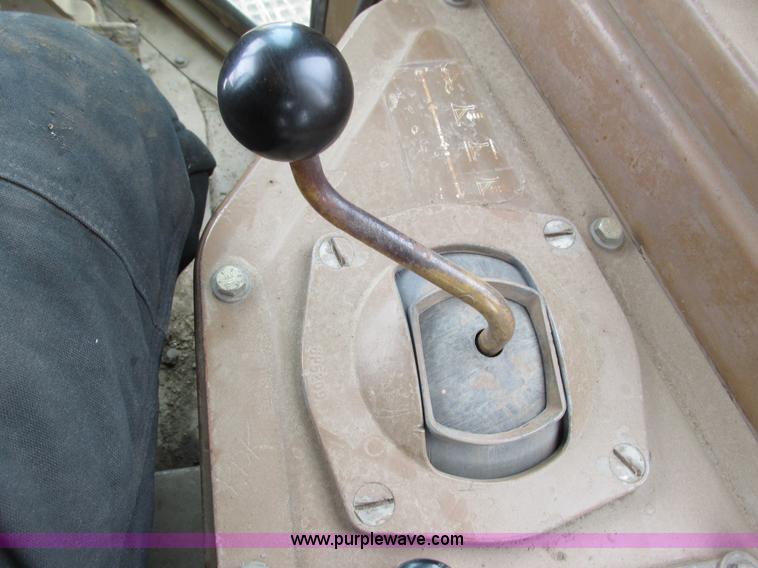 image for item G8894 Caterpillar D6H XR Series II dozer