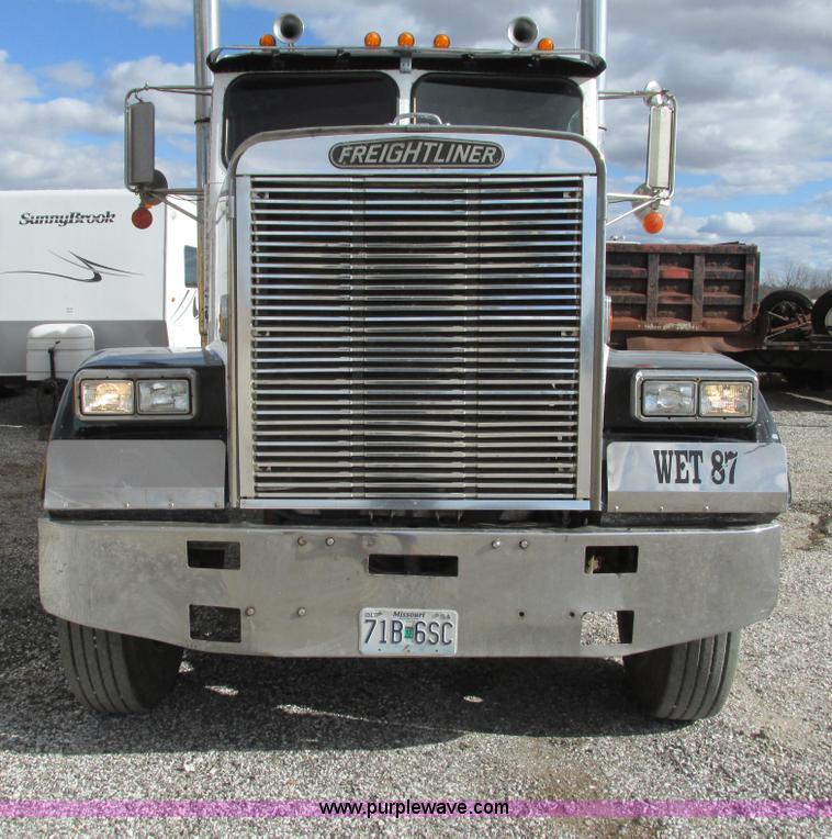 image for item G9370 1987 Freightliner FLC-64T dump truck