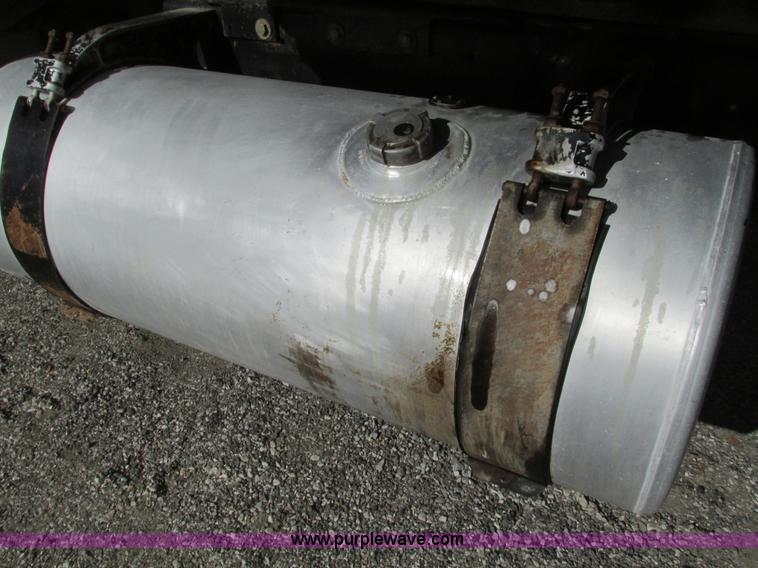 image for item G9370 1987 Freightliner FLC-64T dump truck